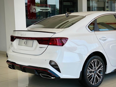 KIA K3 đủ mầu giảm tiền mặt giao ngay trong ngày 0