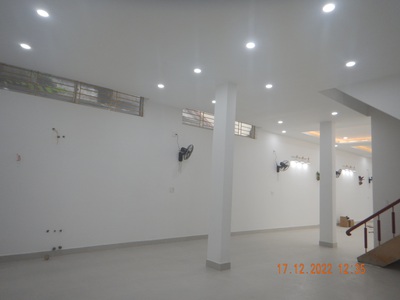 Cho thuê làm văn phòng mặt bằng tầng một nhà 277 Nguyễn Tri Phương,  phường Hòa Thuận Đông, quận Hải 8
