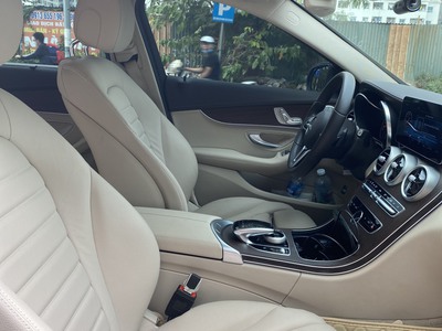 Mercedes Benz C200 Exclusive 2020 Đen/Kem 3