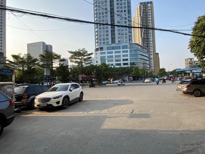 Bán 70m2 đất đường yên hòa, cầu giấy, ô tô vào nhà, xây ở hoặc chung cư mi ni 0