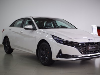 Hyundai Accent và Hyundai All New Elantra 2023 0