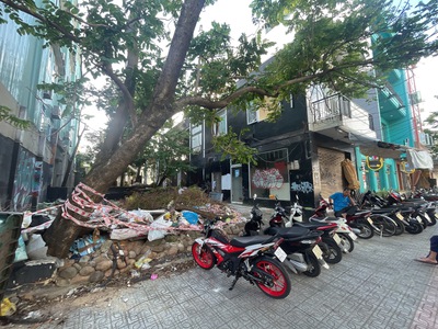 Cho thuê đất mặt tiền đường nguyễn thị minh khai hải châu đà nẵng 1000 m  ngang 15m 11