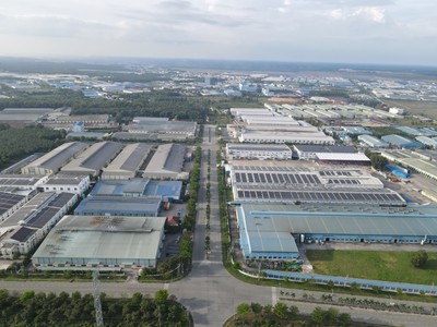 Ra gấp lô đất 100m  kế bên chợ trừơng học,công viên .giá chỉ hơn 800 triệu 2