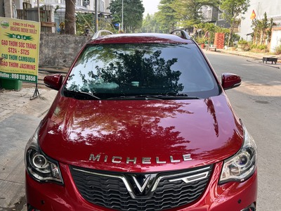 Chính Chủ Cần Bán Xe Hatchback Màu Đỏ 5 Cửa Số Tự Động 0