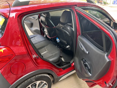 Chính Chủ Cần Bán Xe Hatchback Màu Đỏ 5 Cửa Số Tự Động 5