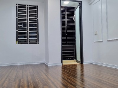 Bán nhà 4 tầng, 44m2 phố thư trung, giá 2.92 tỷ 2