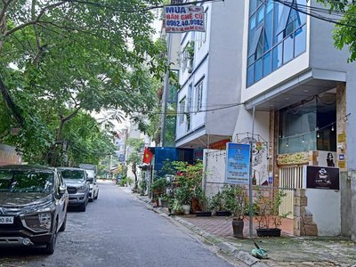 Cho thuê văn phòng giá rẻ tại phố nguyễn phong sắc 4