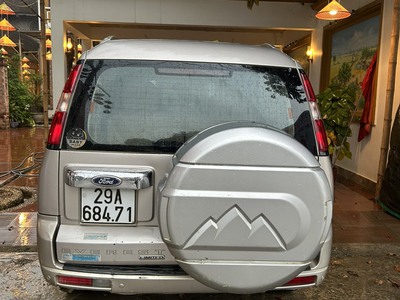 Chính Chủ bán xe Ford Everest 2013 số tự động Xã Phú Cát, Huyện Quốc Oai, Hà Nội. 4
