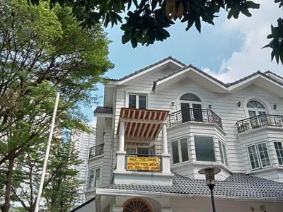 Sai Gon Pearl villa for rent 0