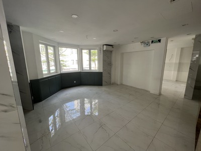 Sai Gon Pearl villa for rent 4