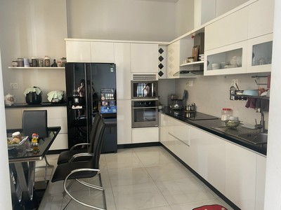 Chủ gửi bán gấp nhà mặt tiền đường Trường Chinh, Tân Bình. DT 444m2 giá 26 tỷ 9