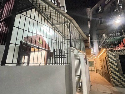 C9 Bán nhà 2 tâng ngõ 128 tôn đức thắng  cafe tôm  : 0