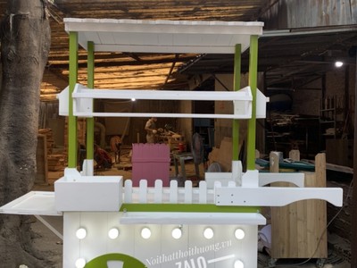 Những mẫu xe đẩy gỗ bán trà sữa đẹp, độc, lạ tại HCM 5