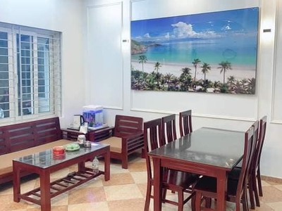 Cho thuê nhà riêng 43m2 4 tại  Nguyễn Văn Cừ , Long Biên Giá: 11triệu/ tháng -Vị Trí : Cách cầu Chươ 0
