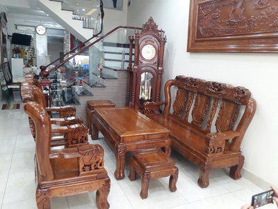 Chuyên đánh dầu vecni đồ gỗ cũ tại nhà Hải Phòng 7