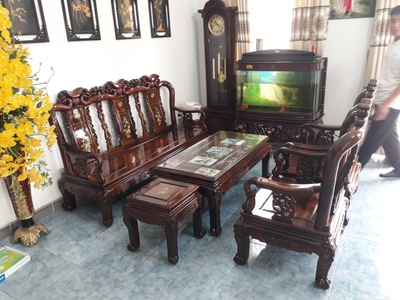Chuyên đánh dầu vecni đồ gỗ cũ tại nhà Hải Phòng 3