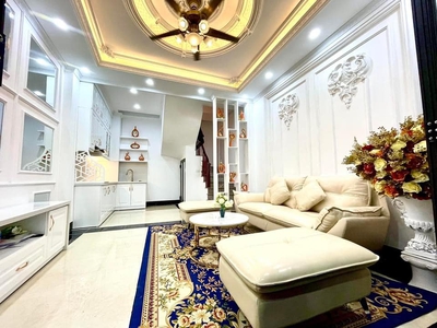 Pháo đài láng, nhà đẹp, ngõ thoáng, nông, 36m2 x 5t, 3.7 tỷ 1