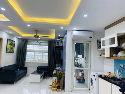 Chính chủ bán căn hộ góc 3PN, view hồ, full nội thất tại Thanh Hà Cienco 5 4