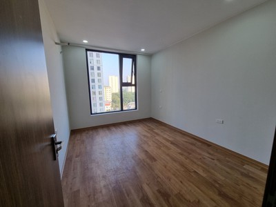 Tôi cần bán căn 2n hướng đông nam tại tòa dv01 rosetown ngọc hồi. giá 2,6x tỷ x mini 2