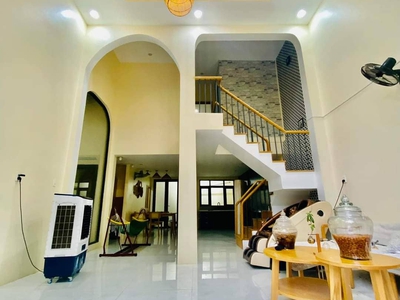 Gia đình cần bán gấp 150m2 mt thuận giao bình dương chỉ 6 tỷ nhỉnh 0