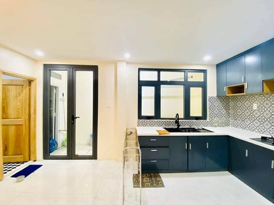 Gia đình cần bán gấp 150m2 mt thuận giao bình dương chỉ 6 tỷ nhỉnh 3