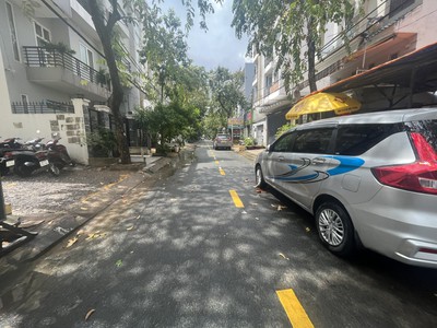 Bán đất đường số KDC TRung Sơn Bình Chánh kề Quận 7,Quận 8. Dt:5x20,Hướng Đông.Giá:145tr/m2 2