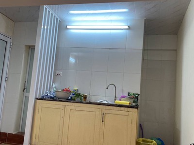 1,86 tỷ ở luôn chung cư tập thể c3 nam đồng, đống đa, 48m2 2 ngủ, tầng thấp. 2