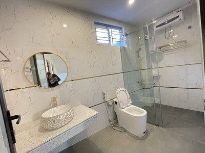 Bán nhà xây mới 61m x 3 tầng độc lập ngõ 46 Lạch Tray   giá 3.79 tỉ thông Hàng Kênh 3