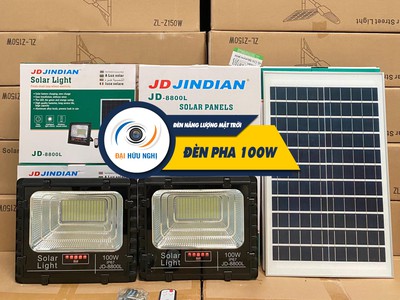 Đèn năng lượng mặt trời Jindian JD-8800L  100W 1