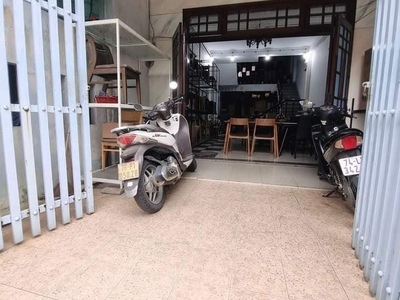 Nhà 4 tầng Mặt tiền đường Hàn Thuyên cao dáo không ngập lụt. Dt đất 108m2, giá chào chỉ có 8.x tỷ 0