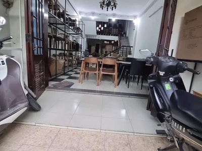 Nhà 4 tầng Mặt tiền đường Hàn Thuyên cao dáo không ngập lụt. Dt đất 108m2, giá chào chỉ có 8.x tỷ 1