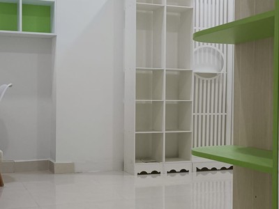 Cần bán gấp căn góc thương mại 70m2, 2 ngủ, full nội thất đẹp lung linh ở ngay dự án Ecohome 3, 3