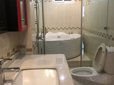 Cho thuê pjongf khép kín chính chủ t2 46
