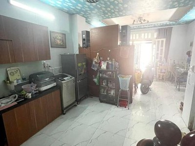 Cho thuê pjongf khép kín chính chủ t2 88