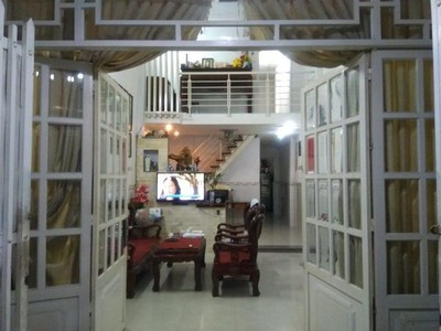 Cho thuê pjongf khép kín chính chủ t2 121