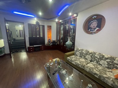  ̂ nhà Văn Cao vị trí siêu đẹp, cực thoáng 3