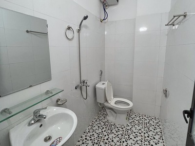 Cho thuê pjongf khép kín chính chủ t2 87