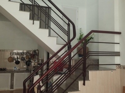 Cho thuê pjongf khép kín chính chủ t2 26