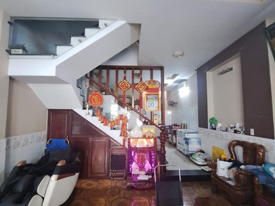 Cho thuê pjongf khép kín chính chủ t2 29