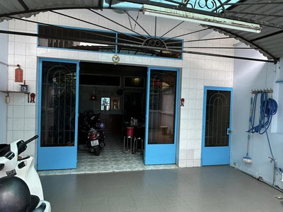 Cho thuê pjongf khép kín chính chủ t2 185