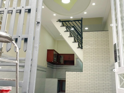 Cho thuê pjongf khép kín chính chủ t2 794