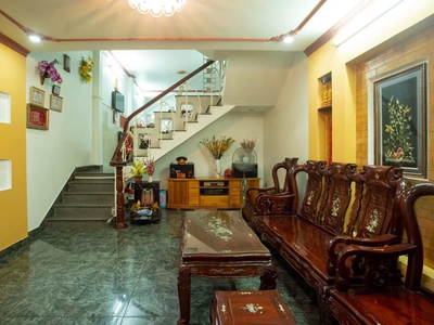 Cho thuê pjongf khép kín chính chủ t2 1233