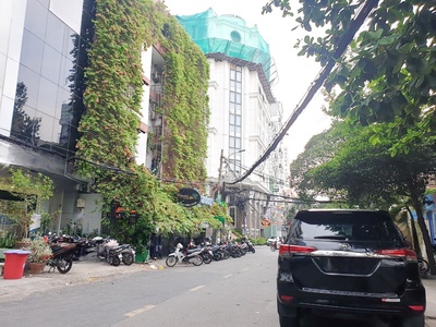 Cho thuê pjongf khép kín chính chủ t2 854