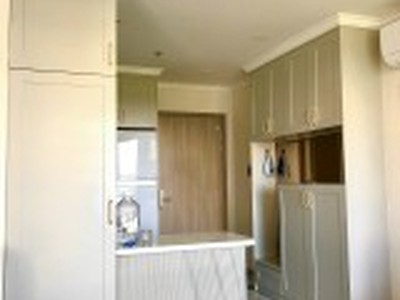 Cho thuê pjongf khép kín chính chủ t2 522