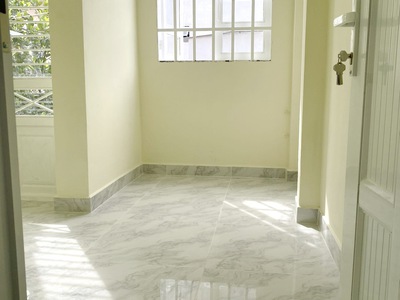 Cho thuê pjongf khép kín chính chủ t2 796