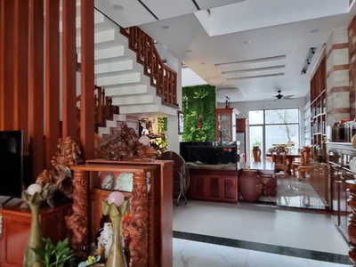Cho thuê pjongf khép kín chính chủ t2 174