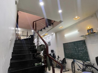 Cho thuê pjongf khép kín chính chủ t2 540