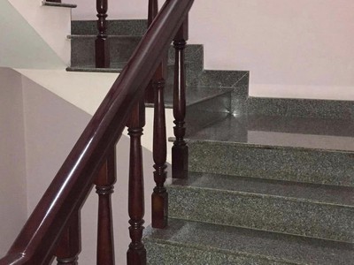 Cho thuê pjongf khép kín chính chủ t2 1082