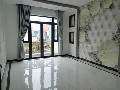 Cho thuê pjongf khép kín chính chủ t2 824