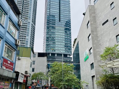 Cho thuê pjongf khép kín chính chủ t2 893